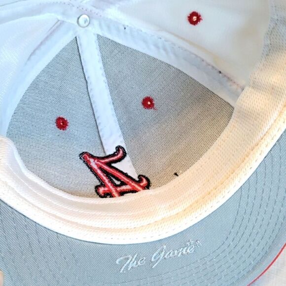 Local Fitted Hat - Picture 8 of 8